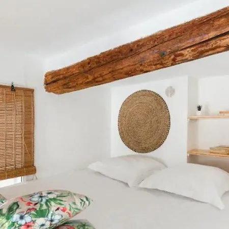 Appartement Authentique Situe En Plein Centre D'Antibes Exterior foto