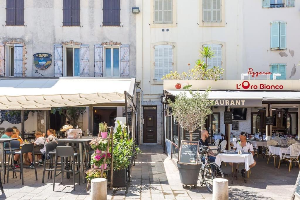 Authentique Situe En Plein Centre D'antibes Apartment Antibes